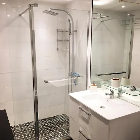Vif2 - Studio Avec Terrasse Vue Jardin Et Tennis De Apartamento