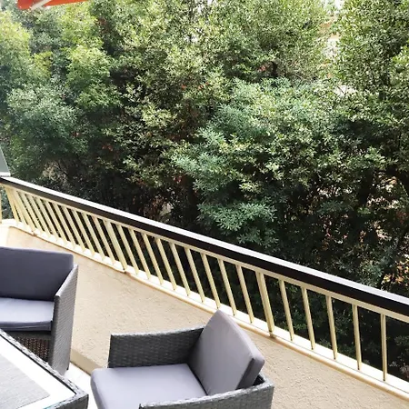 Vif2 - Studio Avec Terrasse Vue Jardin Et Tennis De Cannes